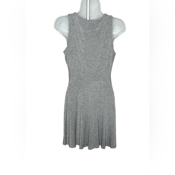 Candies Junior's Grey Embroidered Sleeveless Aline Dress  Fit And Flare Sz Small - Picture 2 of 8